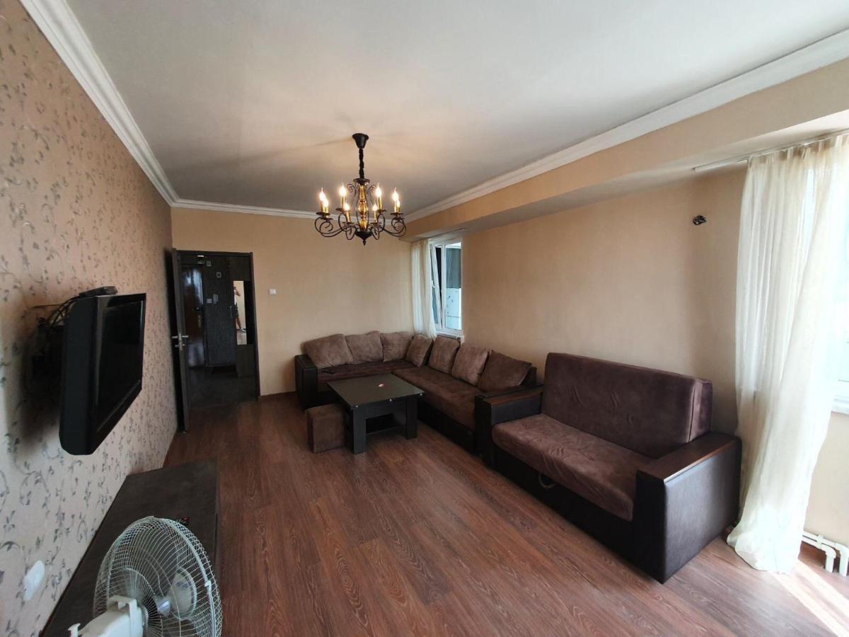 Apartment In Yerevan On Amiryan Street Dış mekan fotoğraf